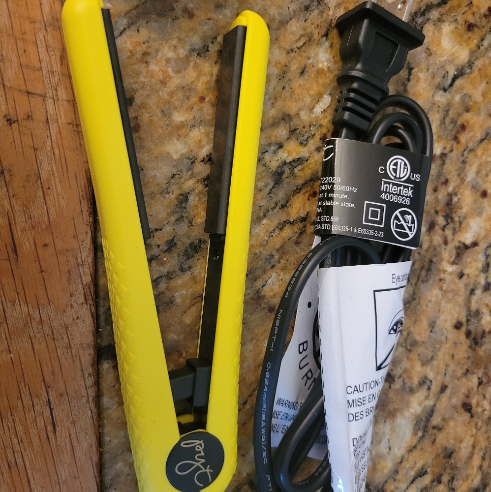 Travel Size Flat Iron